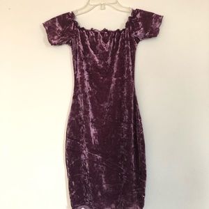 off the shoulder purple velvet bodycon